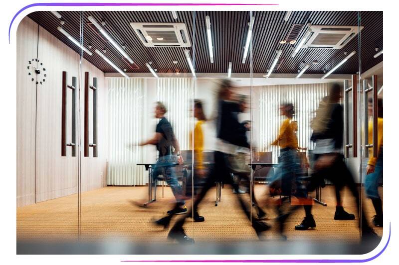 Lavora con noi Lavora con noi